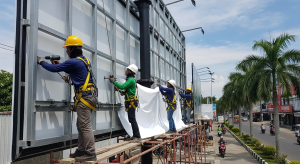Spesialis Pasang Bongkar Billboard Untuk Promosi Usaha Untuk Area Ujung Berung Bandung